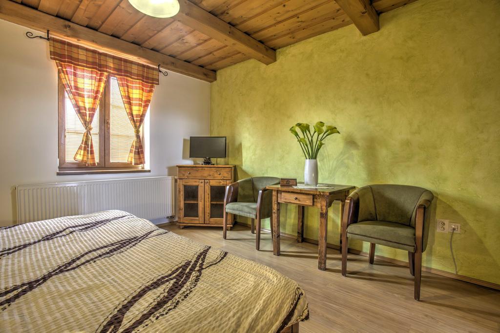 Penzion Grobsky Dvor Slovensky Grob Room photo